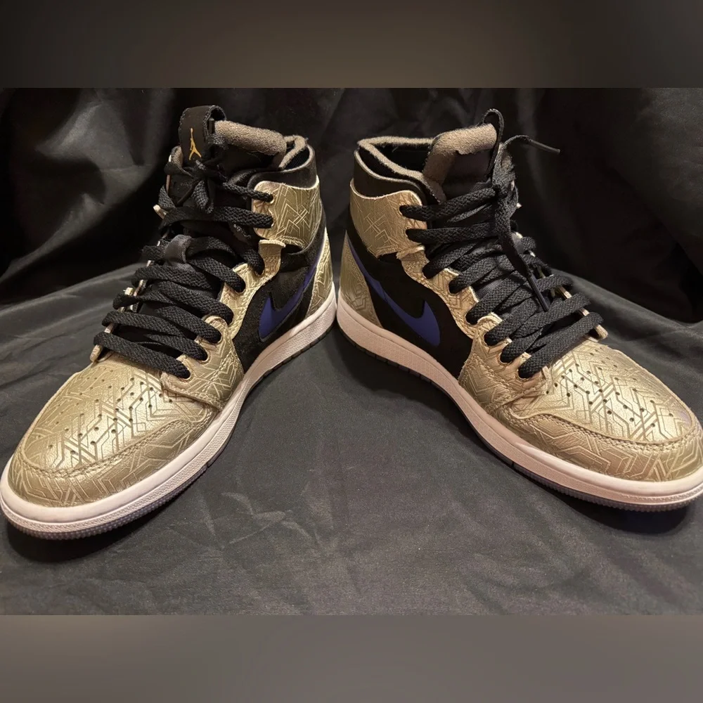 Air Jordan 1 Zoom CMFT Laser Gold and Black Sneakers Size 7 Women 8.5 Unisex - Picture 13 of 16